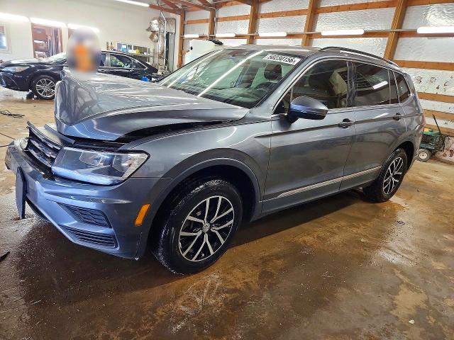 50230156 :رقم المزاد ، 3VV2B7AX4MM032607 vin ، 2021 Volkswagen Tiguan مزاد بيع