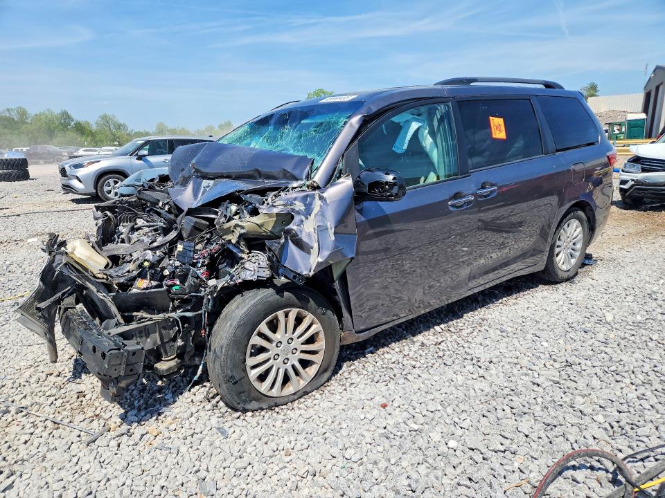 2016 Toyota Sienna მანქანა იყიდება აუქციონზე, vin: 5TDYK3DC5GS713552, აუქციონის ნომერი: 48880486