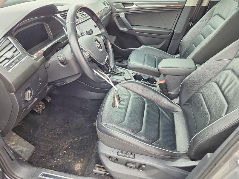 49622716 :رقم المزاد ، 3VV4B7AX5KM137551 vin ، 2019 Volkswagen Tiguan مزاد بيع