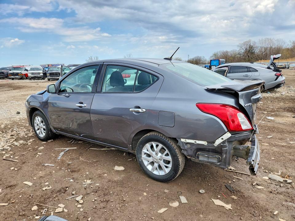 Auction sale of the 2018 Nissan Versa, vin: 3N1CN7AP1JL864825, lot number: 49468516