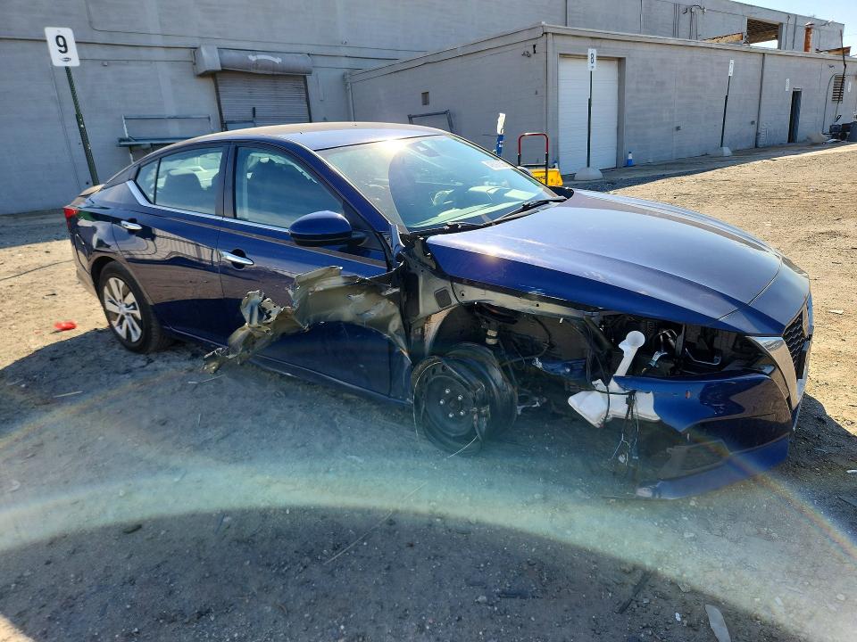 Продажа на аукционе авто 2021 Nissan Altima, vin: 1N4BL4BV3MN422049, номер лота: 49097836