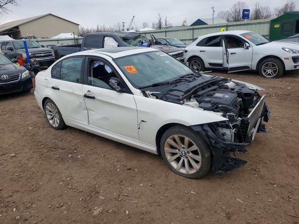 49148656 :رقم المزاد ، WBAPK5G56BNN31147 vin ، 2011 Bmw 328 مزاد بيع