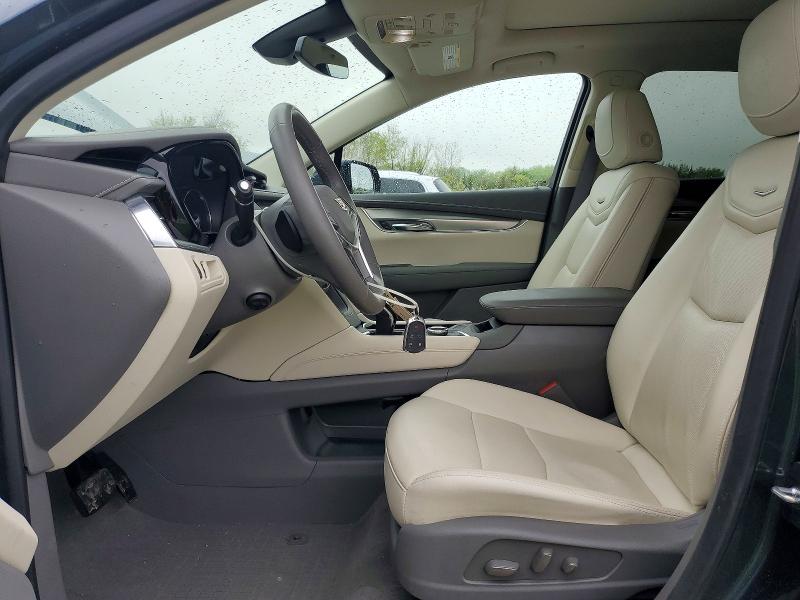 51612816 :رقم المزاد ، 1GYKNDRS9MZ138976 vin ، 2021 Cadillac Xt5 مزاد بيع