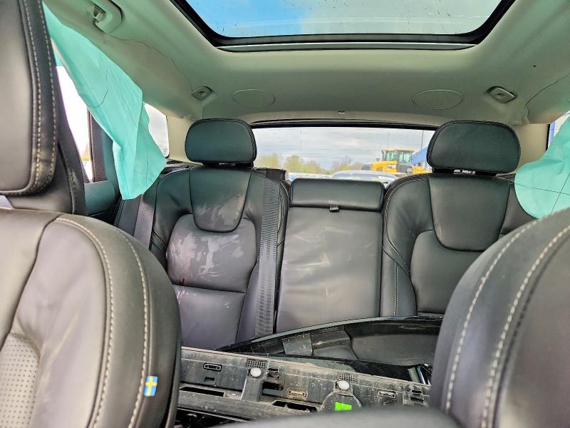 Продажа на аукционе авто 2022 Volvo Xc60, vin: YV4L12RL5N1073821, номер лота: 49060056