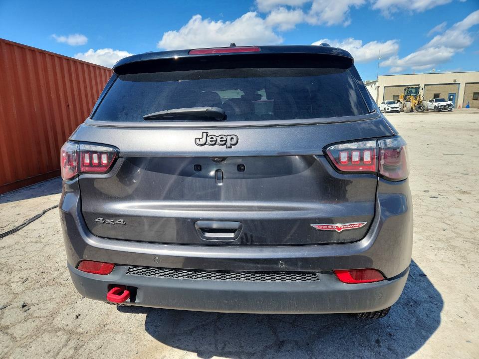 48811416 :رقم المزاد ، 3C4NJDDB0MT572278 vin ، 2021 Jeep Compass مزاد بيع