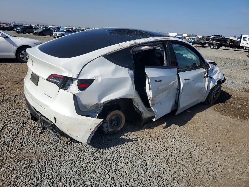 50440006 :رقم المزاد ، 5YJYGDEE2LF053976 vin ، 2020 Tesla Model Y مزاد بيع