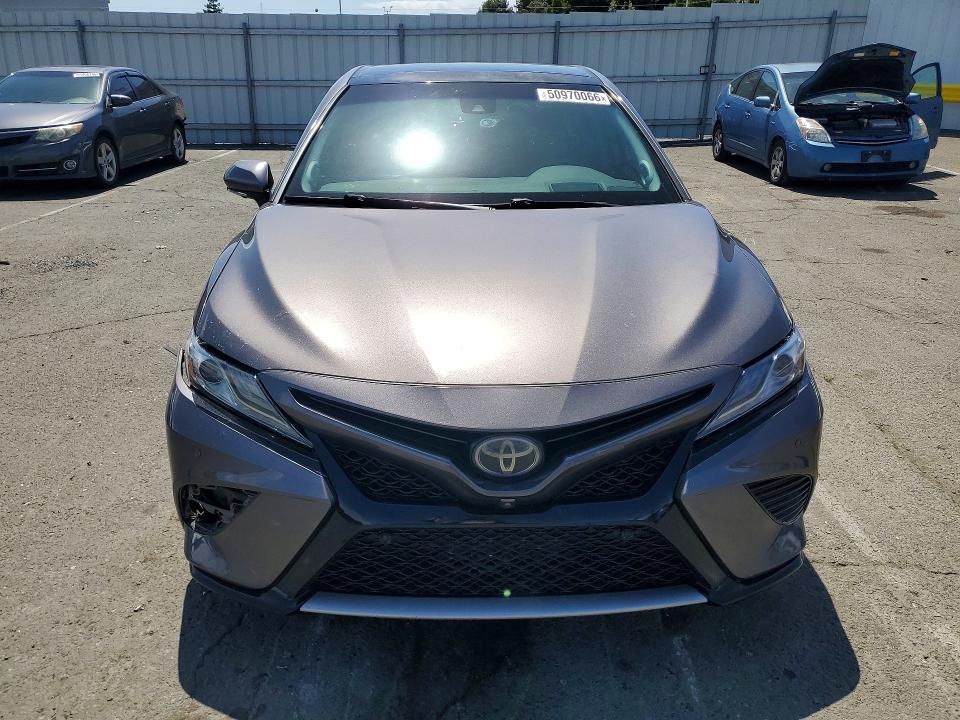 2018 Toyota Camry მანქანა იყიდება აუქციონზე, vin: 4T1BZ1HK7JU007429, აუქციონის ნომერი: 50970066