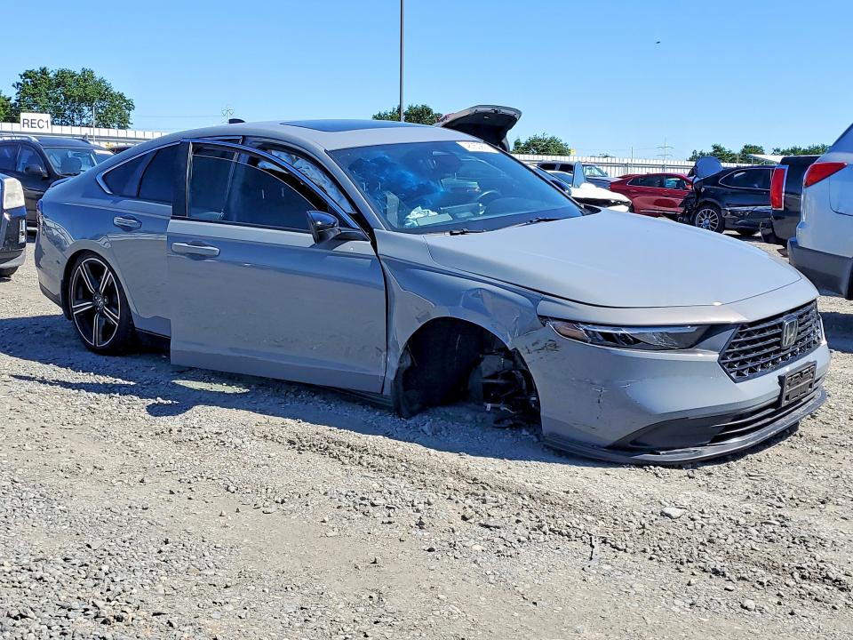 Продаж на аукціоні авто 2024 Honda Accord, vin: 1HGCY2F5XRA092277, номер лоту: 48750906