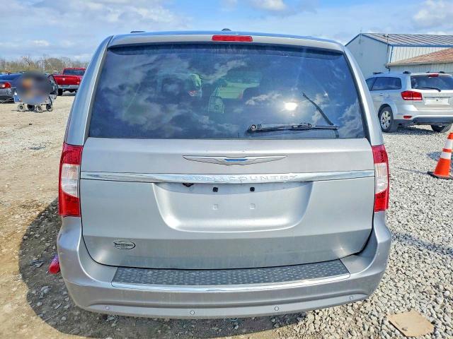 48947676 :رقم المزاد ، 2C4RC1CG6DR607092 vin ، 2013 Chrysler Town & Country مزاد بيع