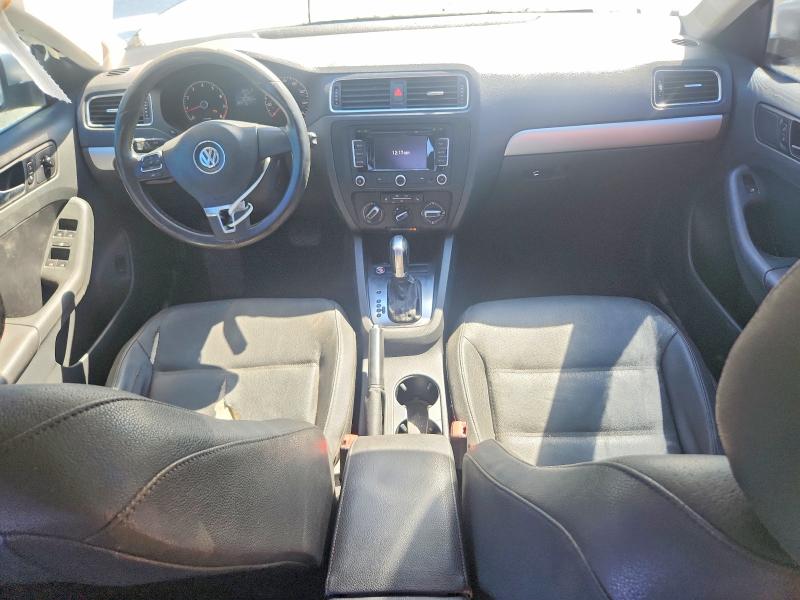 50084356 :رقم المزاد ، 3VWLX7AJ6BM353543 vin ، 2011 Volkswagen Jetta مزاد بيع