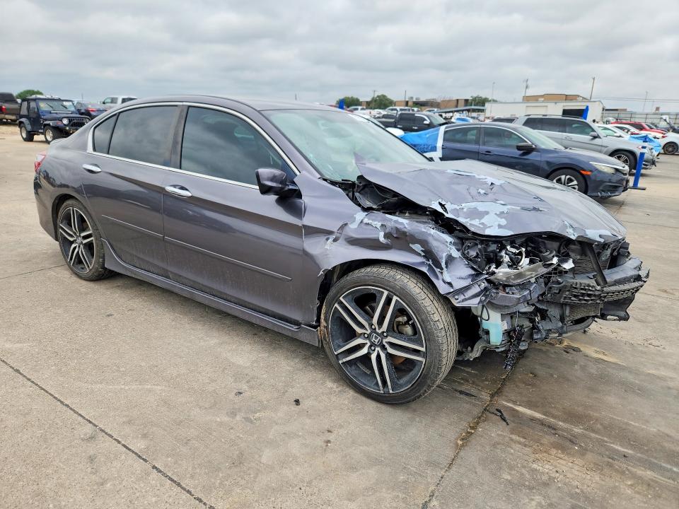 51820076 :رقم المزاد ، 1HGCR2F56HA281505 vin ، 2017 Honda Accord مزاد بيع