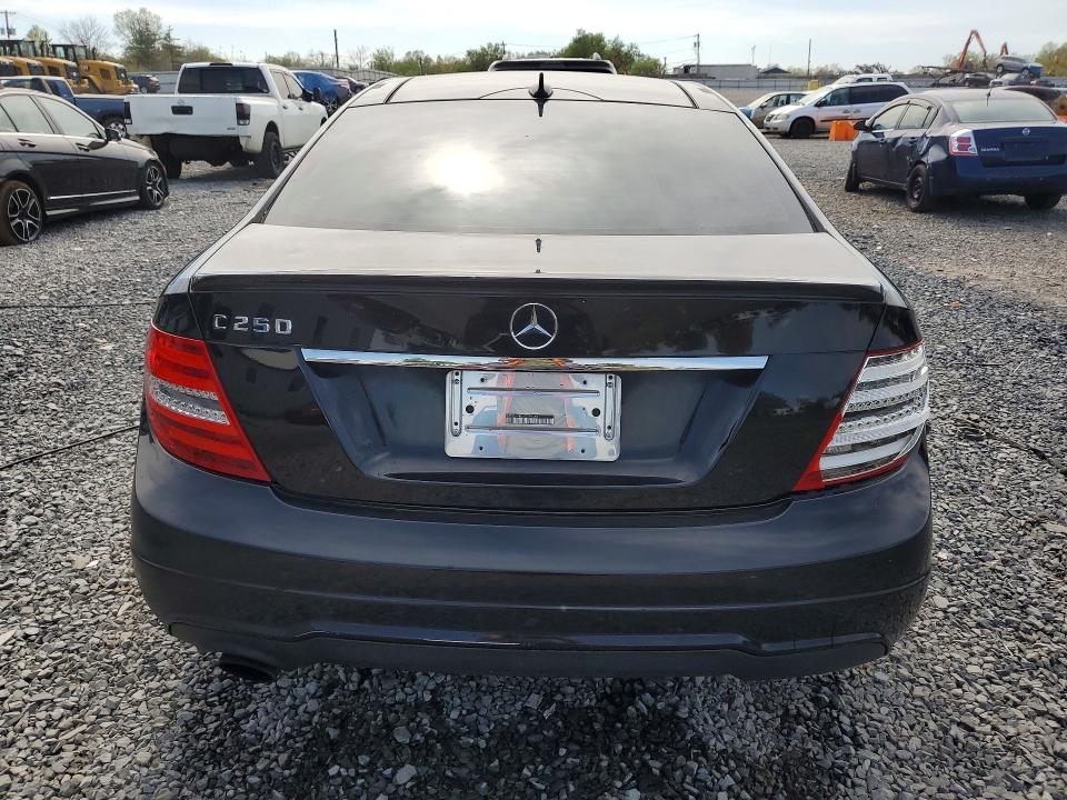 Продажа на аукционе авто 2014 Mercedes-benz C, vin: WDDGJ4HB5EG289969, номер лота: 50994396