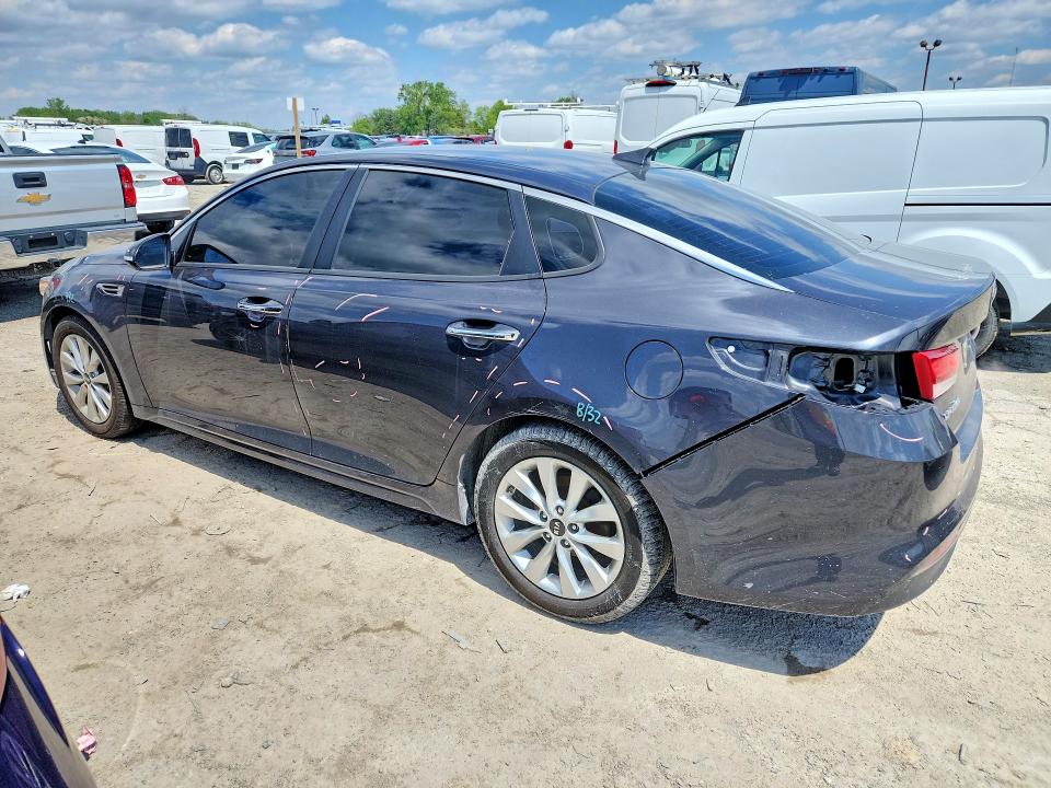 2017 Kia Optima მანქანა იყიდება აუქციონზე, vin: 5XXGT4L39HG155885, აუქციონის ნომერი: 51010826