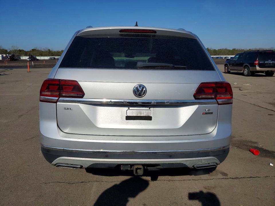 Продажа на аукционе авто 2018 Volkswagen Atlas, vin: 1V2MR2CA3JC532493, номер лота: 50786036