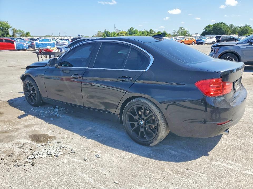 50292876 :رقم المزاد ، WBA3B1G57FNT03364 vin ، 2015 Bmw 320 مزاد بيع
