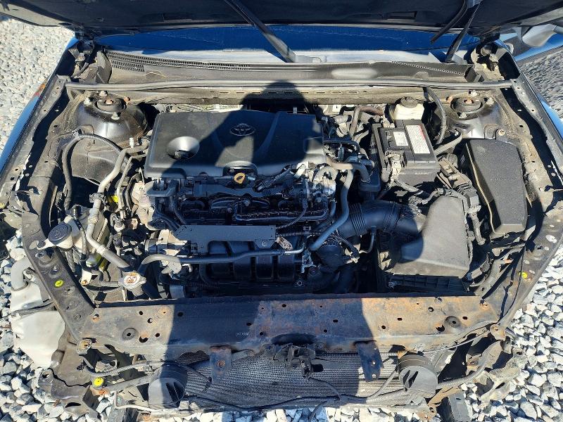 49486236 :رقم المزاد ، 4T1C11BK7NU049481 vin ، 2022 Toyota Camry مزاد بيع