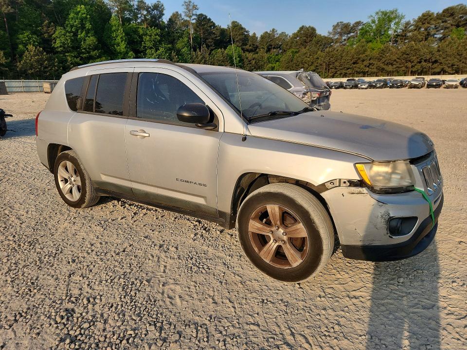 Продажа на аукционе авто 2011 Jeep Compass, vin: 1J4NT1FB1BD215386, номер лота: 50677096
