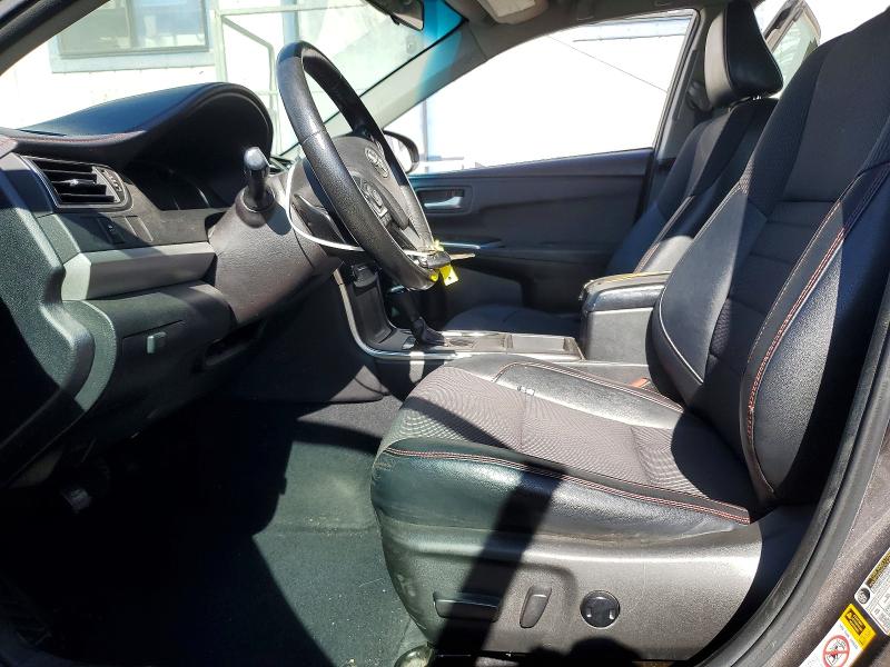 50988526 :رقم المزاد ، 4T1BF1FK7GU202399 vin ، 2016 Toyota Camry مزاد بيع