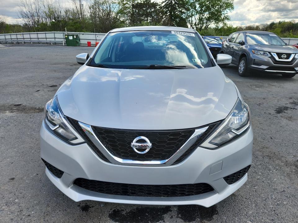 Продажа на аукционе авто 2018 Nissan Sentra, vin: 3N1AB7AP5JL640831, номер лота: 50429526