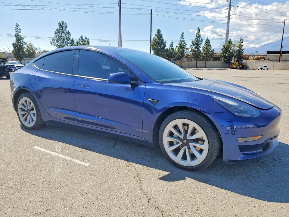 49773426 :رقم المزاد ، 5YJ3E1EA5NF356247 vin ، 2022 Tesla Model 3 مزاد بيع