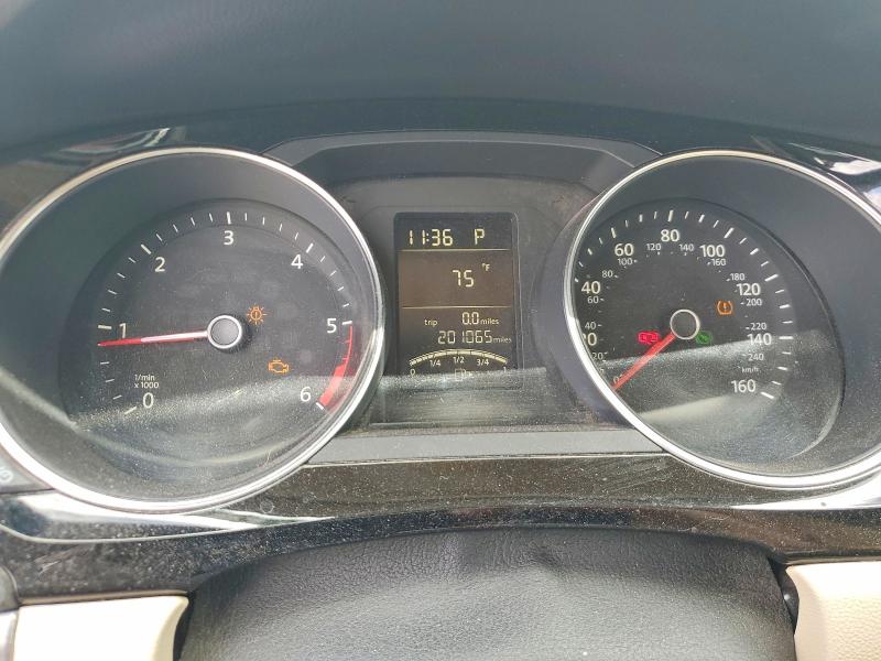 49471956 :رقم المزاد ، 3VWLA7AJ0FM403649 vin ، 2015 Volkswagen Jetta مزاد بيع