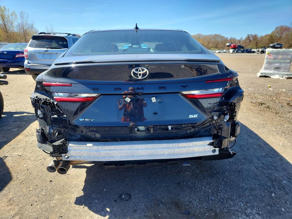 51438976 :رقم المزاد ، 4T1DAACK8SU131959 vin ، 2025 Toyota Camry مزاد بيع