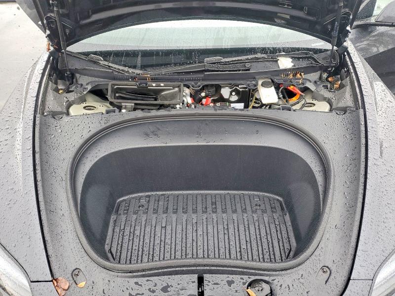 Продаж на аукціоні авто 2025 Tesla Model 3, vin: 5YJ3E1EB2SF065676, номер лоту: 49637996