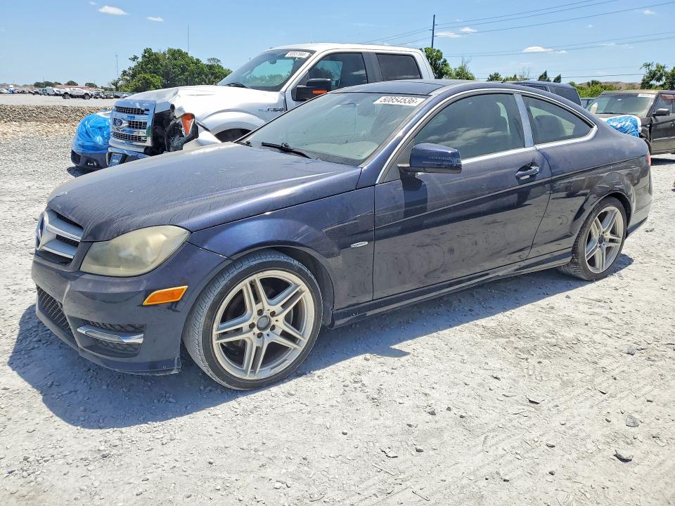 2012 Mercedes-benz C მანქანა იყიდება აუქციონზე, vin: WDDGJ4HB3CF746345, აუქციონის ნომერი: 50854536