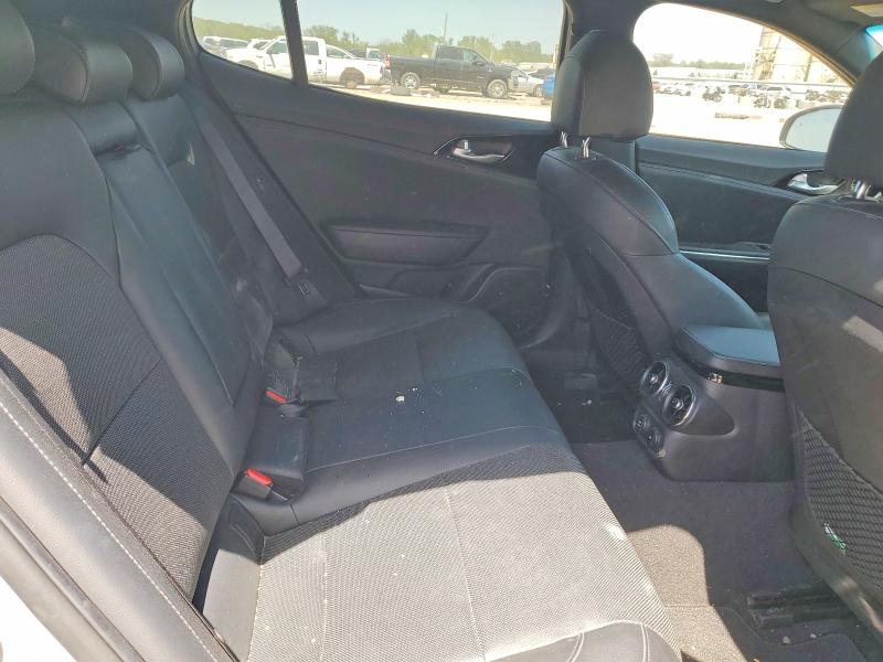 2021 Kia Stinger მანქანა იყიდება აუქციონზე, vin: KNAE15LA6M6094986, აუქციონის ნომერი: 50694286