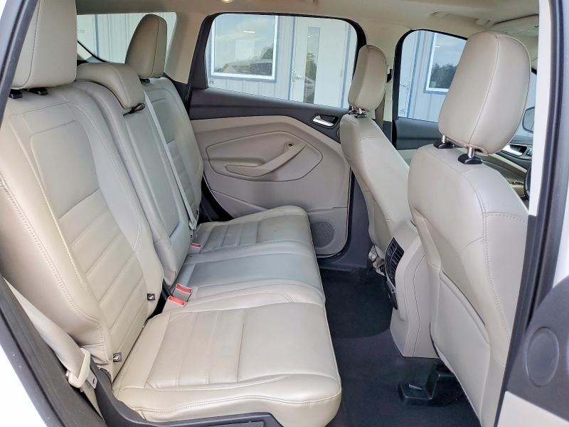 50629626 :رقم المزاد ، 1FMCU0J9XJUC67036 vin ، 2018 Ford Escape مزاد بيع