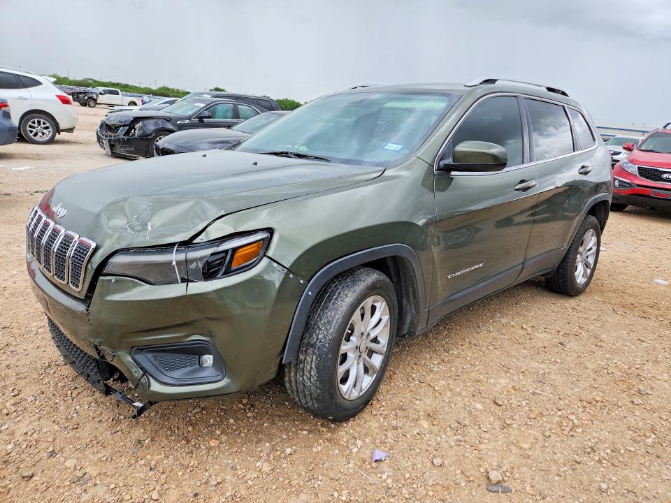 49621836 :رقم المزاد ، 1C4PJLCB6KD325631 vin ، 2019 Jeep Cherokee مزاد بيع