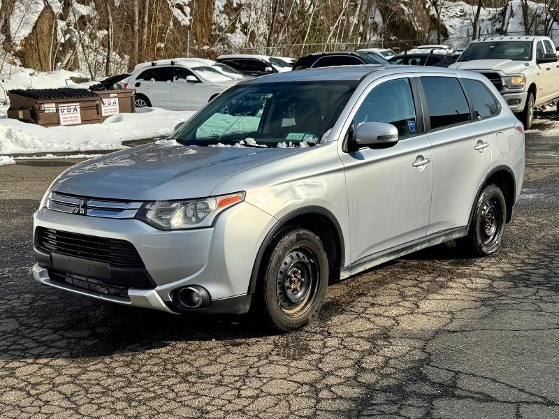 Продаж на аукціоні авто 2015 Mitsubishi Outlander, vin: JA4AZ3A39FZ001036, номер лоту: 51751606