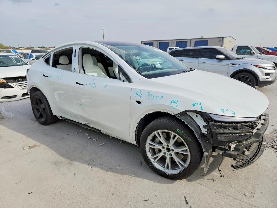 48387526 :رقم المزاد ، 7SAYGDED9TA430648 vin ، 2026 Tesla Model Y مزاد بيع