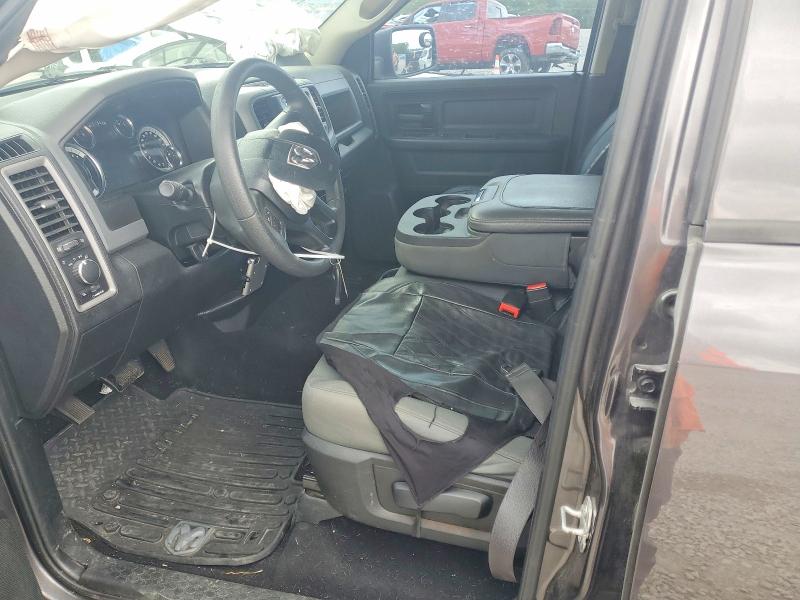 49636406 :رقم المزاد ، 1C6RR7KT7JS296290 vin ، 2018 Ram 1500 مزاد بيع