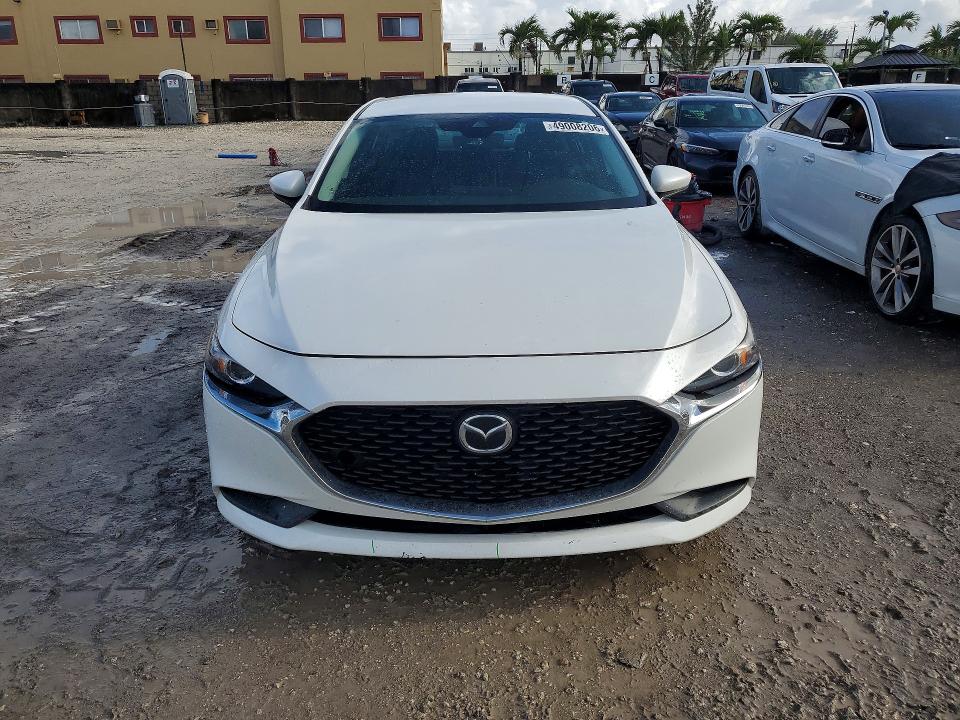 2020 Mazda 3 მანქანა იყიდება აუქციონზე, vin: 3MZBPACL2LM115813, აუქციონის ნომერი: 49008206