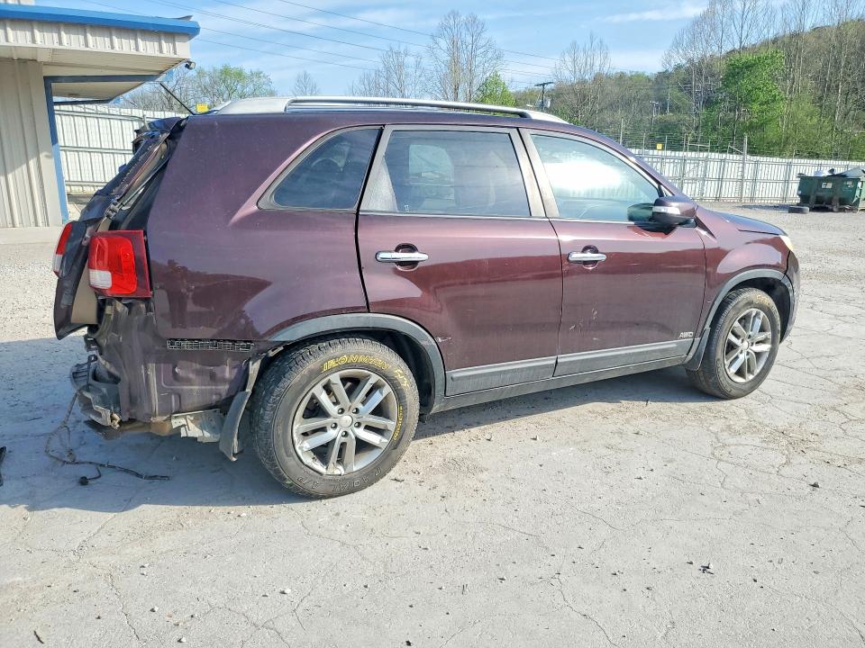 2015 Kia Sorento მანქანა იყიდება აუქციონზე, vin: 5XYKTCA61FG585260, აუქციონის ნომერი: 50018426