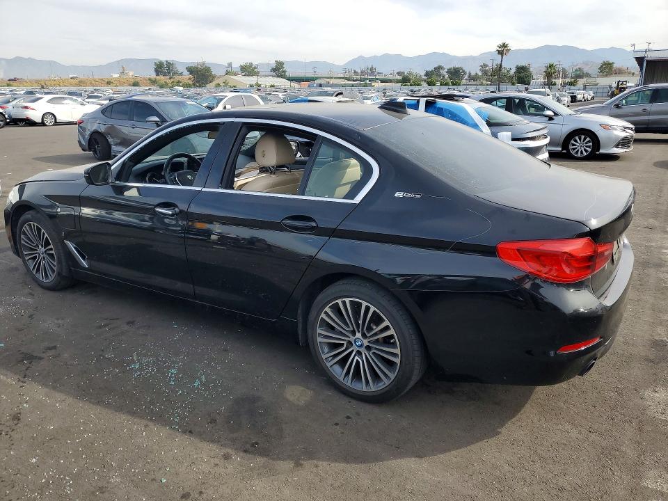 49797336 :رقم المزاد ، WBAJA9C56JB034377 vin ، 2018 Bmw 530e مزاد بيع