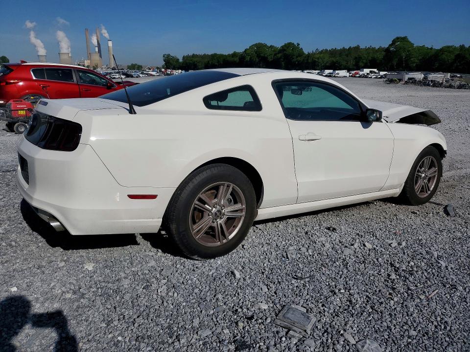 2013 Ford Mustang მანქანა იყიდება აუქციონზე, vin: 1ZVBP8AM2D5272141, აუქციონის ნომერი: 50525056