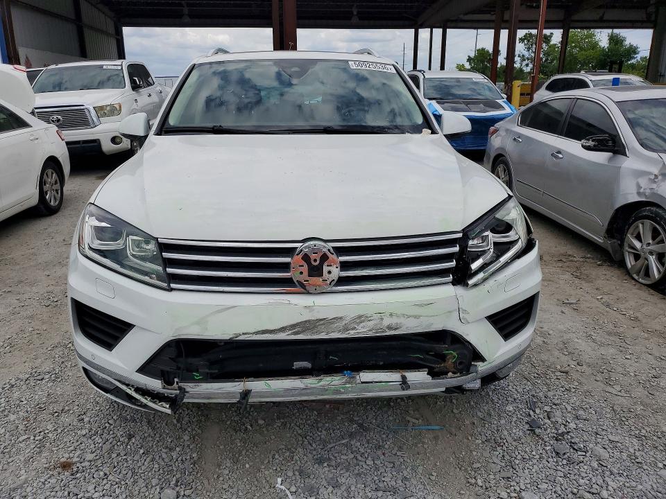 Aukcja sprzedaży 2017 Volkswagen Touareg, vin: WVGGF7BPXHD006758, numer aukcji: 50925536