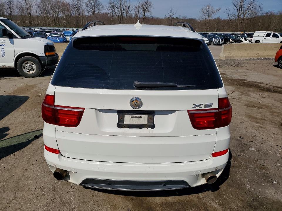 2011 Bmw X5 მანქანა იყიდება აუქციონზე, vin: 5UXZV4C56BL402127, აუქციონის ნომერი: 49427826