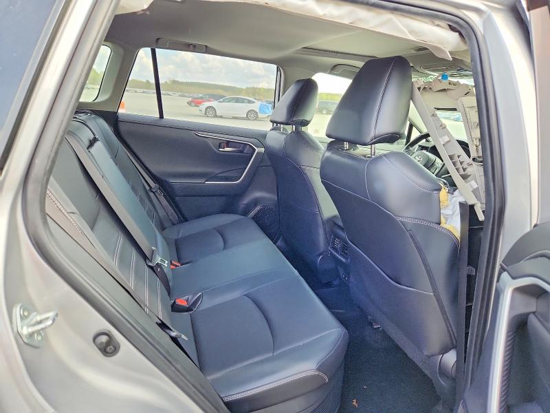 48263956 :رقم المزاد ، JTMDWRFV2KD035805 vin ، 2019 Toyota Rav4 Hybrid مزاد بيع