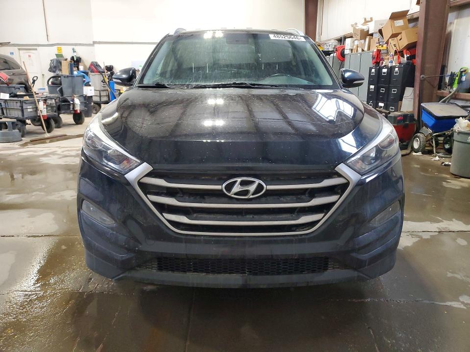 2017 Hyundai Tucson მანქანა იყიდება აუქციონზე, vin: KM8J3CA41HU514812, აუქციონის ნომერი: 48525646
