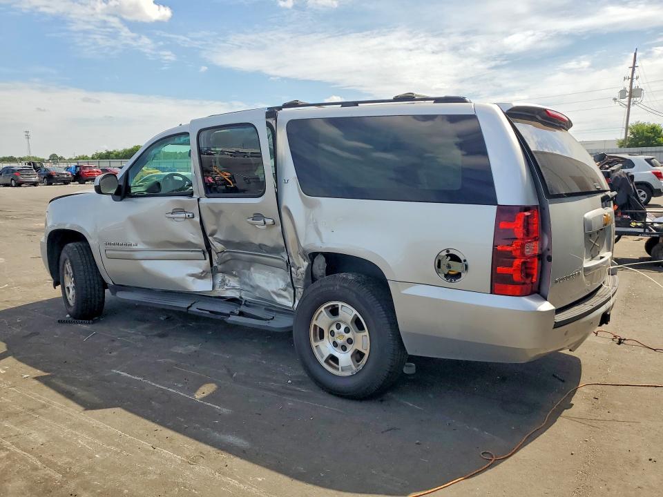 2014 Chevrolet Suburban მანქანა იყიდება აუქციონზე, vin: 1GNSCJE01ER237931, აუქციონის ნომერი: 50590636