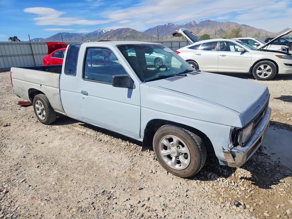 48541956 :رقم المزاد ، 1N6SD16S7TC381910 vin ، 1996 Nissan Truck مزاد بيع