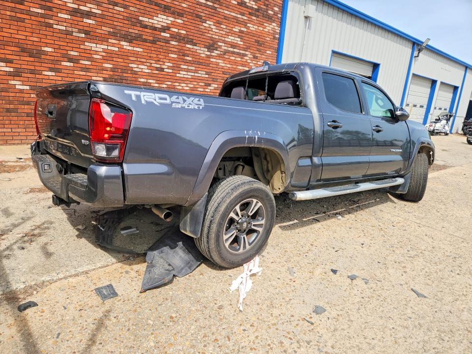 Продажа на аукционе авто 2018 Toyota Tacoma, vin: 3TMDZ5BN0JM039571, номер лота: 48625266