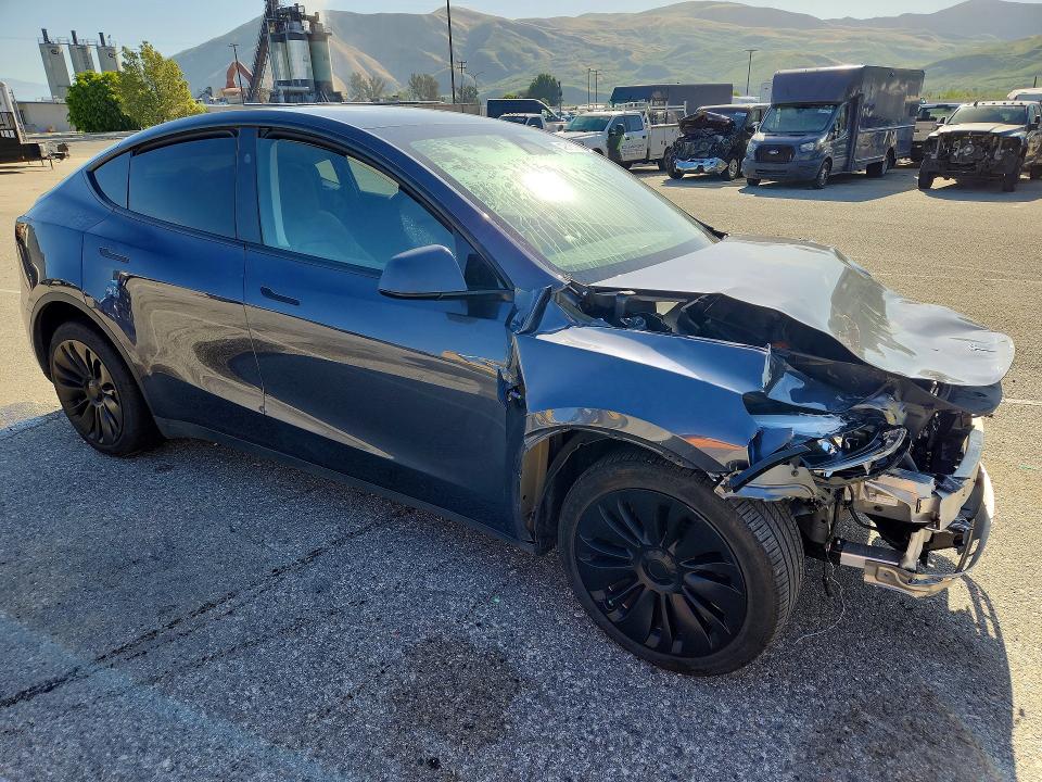 49315776 :رقم المزاد ، 7SAYGDEE0RA217198 vin ، 2024 Tesla Model Y مزاد بيع