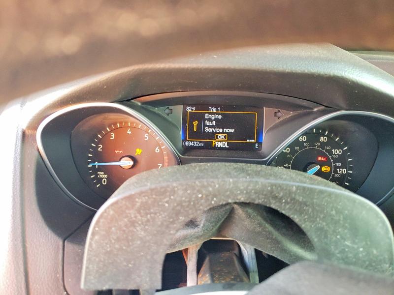 48624516 :رقم المزاد ، 1FADP3K24FL282329 vin ، 2015 Ford Focus مزاد بيع