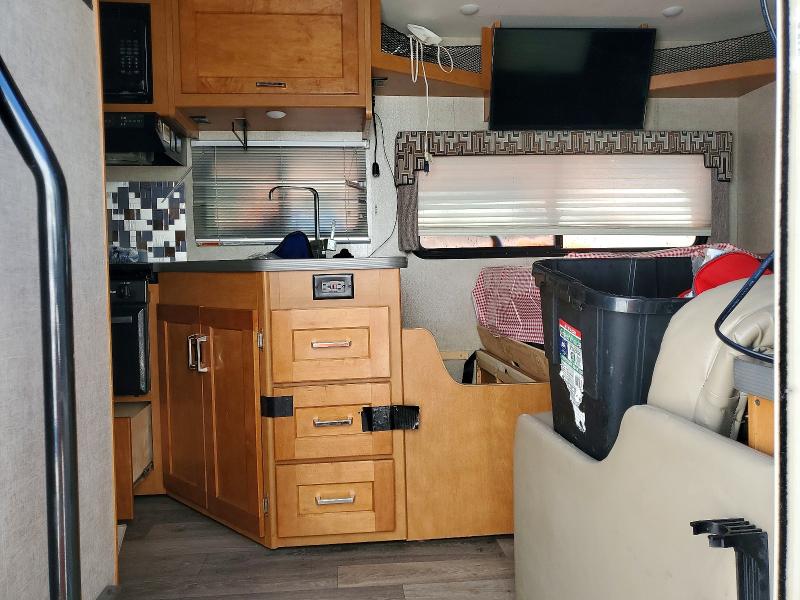 Aukcja sprzedaży 2018 Ford Econoline, vin: 1FDXE4FS0JDC30126, numer aukcji: 49311936
