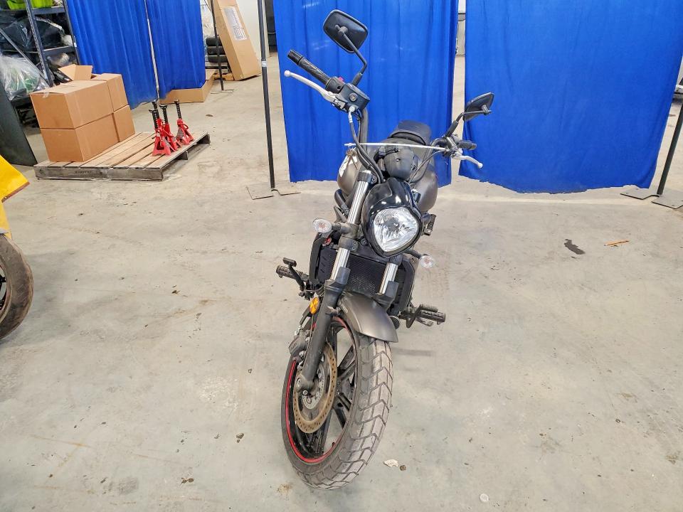 47881526 :رقم المزاد ، JKAENED17MDA27330 vin ، 2021 Kawasaki En650 مزاد بيع