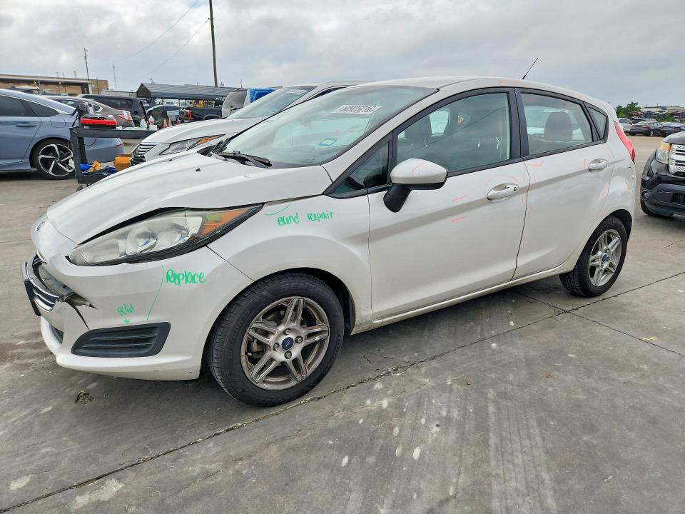 2017 Ford Fiesta მანქანა იყიდება აუქციონზე, vin: 3FADP4EJ8HM157635, აუქციონის ნომერი: 50925216